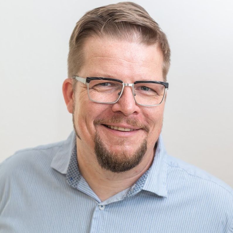 Mitarbeiter - RÖSCHI Unternehmensberatung & IT GbR aus Lohmar